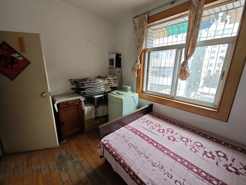 3室2廳1陽臺 電信局宿舍（北京路豆腐廠9號）客廳