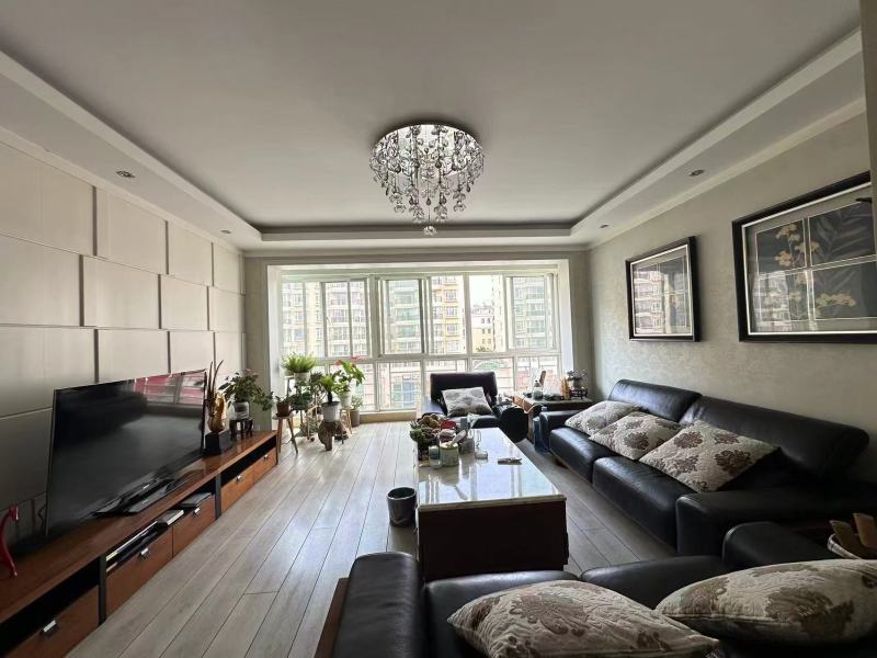 3室2廳2陽臺 晴朗云安客廳