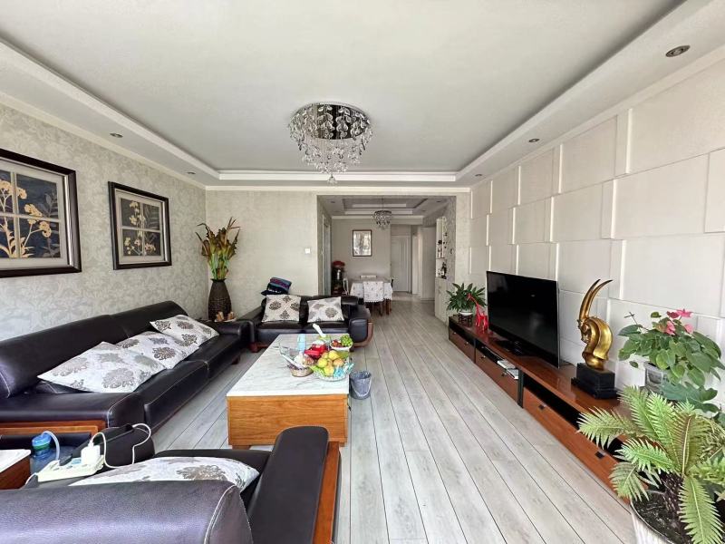 3室2廳2陽臺 晴朗云安餐廳