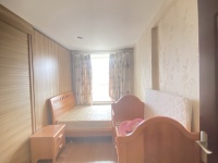 3室2廳2陽臺 遠洋風(fēng)景臥室