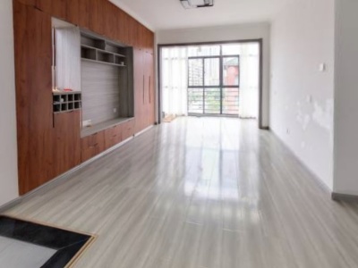 3室2廳 彼岸小區(qū)一期