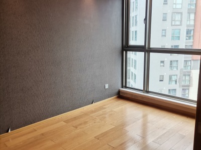 3室2廳1陽臺(tái) 七彩俊園