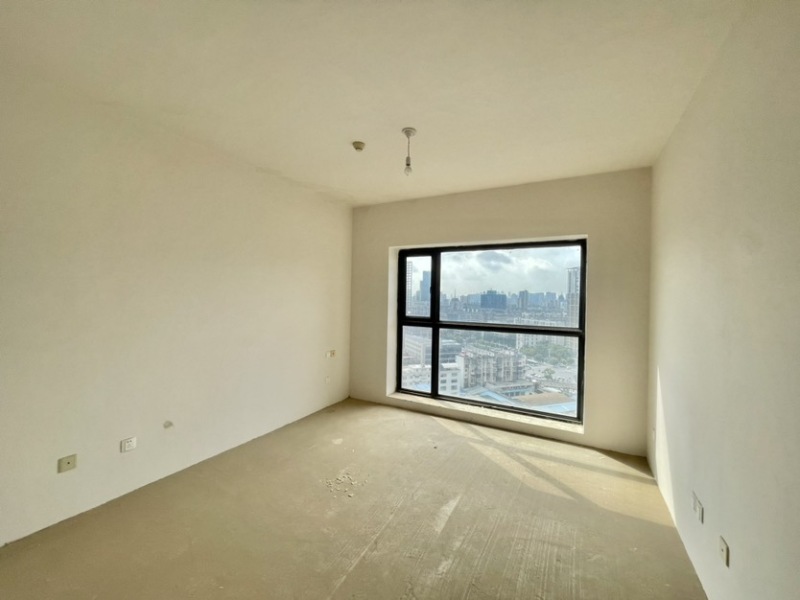 4室2廳2陽臺(tái) 金尚俊園一期臥室