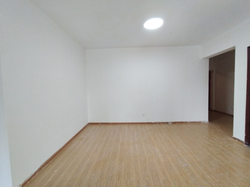 4室2廳2陽臺 融城優(yōu)郡臥室