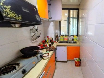 2室1廳1陽臺(tái) 潤城一區(qū)