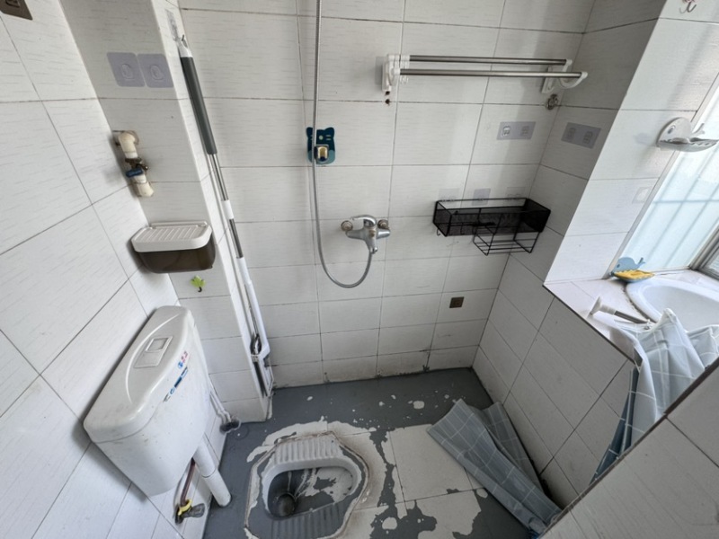 2室1廳1陽臺 永昌小區(qū)永和里衛(wèi)生間