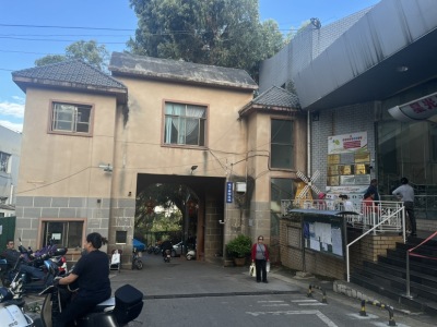 2室1廳1陽臺 虹華小區(qū)