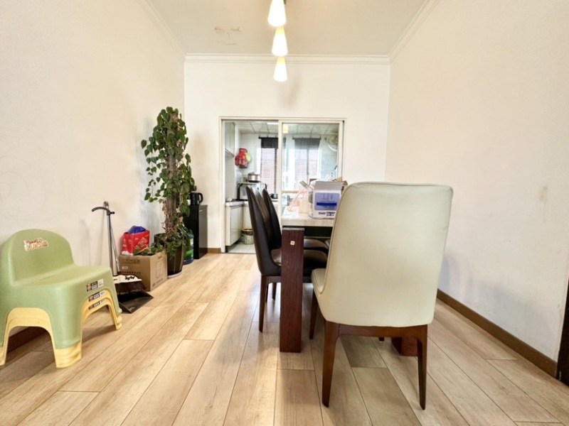 3室2廳1陽臺 美倫花鄉(xiāng)餐廳