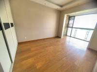 5室2廳2陽臺 清水佳湖雅居別墅臥室