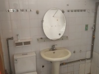 2室2廳 怡康溫泉新村A區(qū)衛(wèi)生間