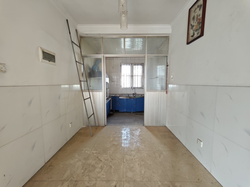 3室2廳2陽臺 溫馨家園餐廳