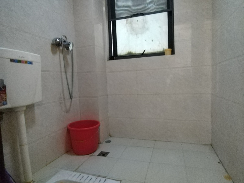 4室2廳2陽臺 融城優(yōu)郡衛(wèi)生間