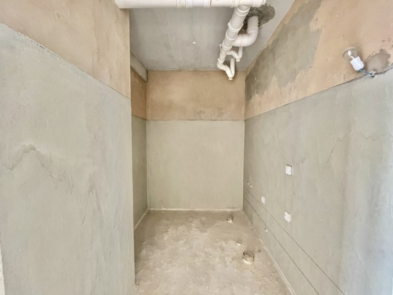 4室2廳2陽臺(tái) 金尚俊園一期衛(wèi)生間