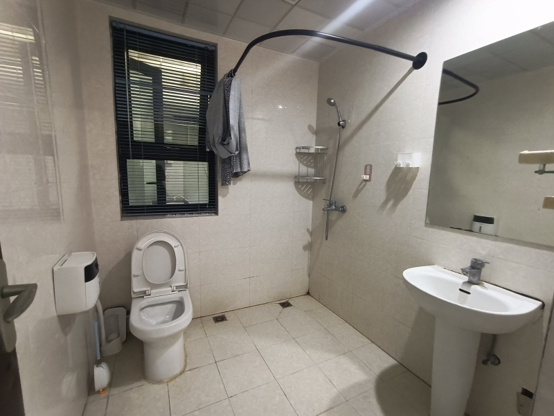 2室2廳1陽(yáng)臺(tái) 俊發(fā)逸天峰衛(wèi)生間