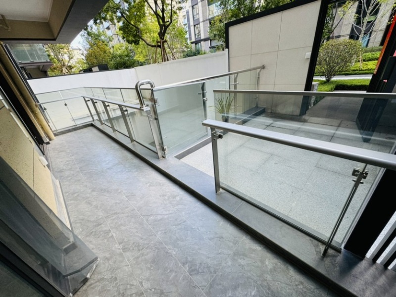 4室2廳2陽臺 華夏四季二期陽臺