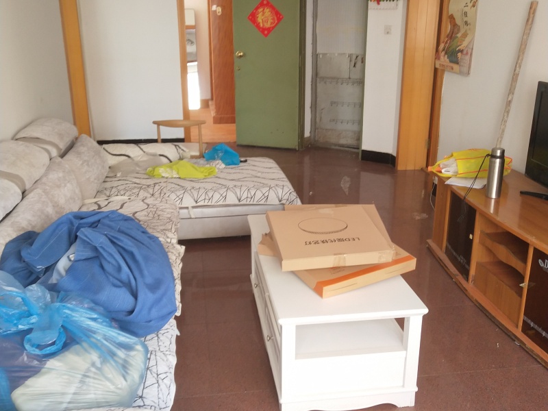 2室2廳 怡康溫泉新村A區(qū)客廳