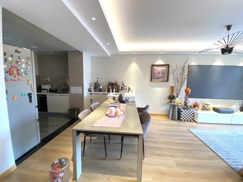 4室2廳3陽臺 保利璽樾璽公館餐廳