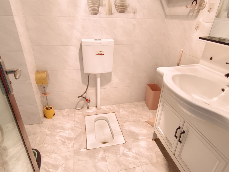 2室1廳1陽臺 萬宏國際三期衛(wèi)生間