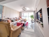 5室2廳2陽臺 翡翠灣客廳