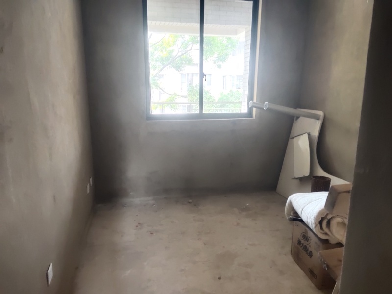 3室2廳2陽(yáng)臺(tái) 白龍?zhí)犊@淏園臥室