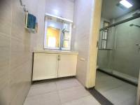 5室2廳2陽臺 清水佳湖雅居別墅衛(wèi)生間