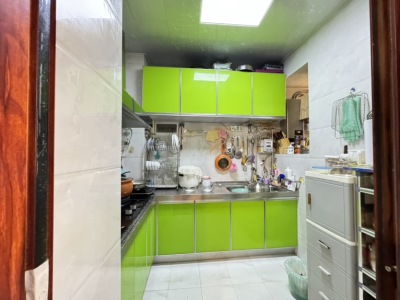 2室2廳1陽臺(tái) 溪畔麗景