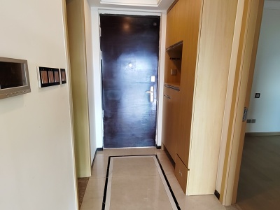 3室2廳1陽臺(tái) 海倫堡中央廣場(chǎng)