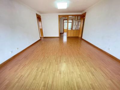 4室2廳 月牙塘小區(qū)