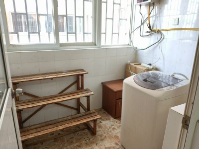 2室2廳2陽臺(tái) 景秀花園