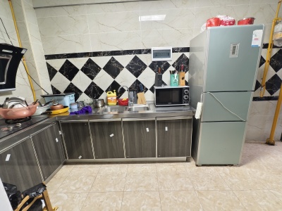 4室2廳1陽(yáng)臺(tái) 經(jīng)典明苑