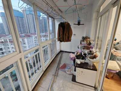 3室2廳1陽(yáng)臺(tái) 景秀花園