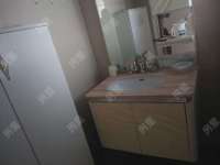 3室2廳2陽(yáng)臺(tái) 英茂華府衛(wèi)生間