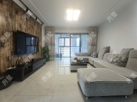 5室2廳2陽臺 未名城A3客廳