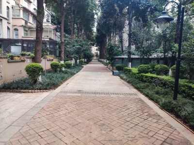 4室2廳2陽臺 新亞洲五環(huán)鋒尚