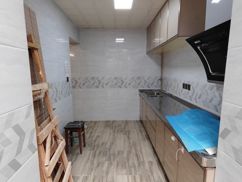 2室2廳1陽(yáng)臺(tái) 棕樹營(yíng)小區(qū)廚房