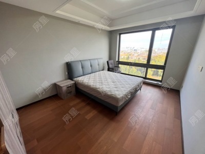 4室2廳2陽臺(tái) 華夏四季一期