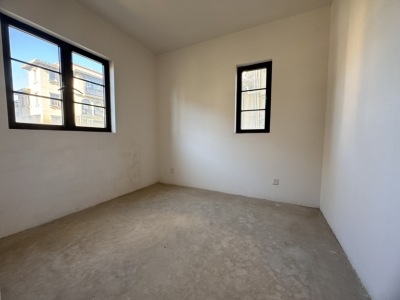 4室2廳2陽臺 公園1903圣維望