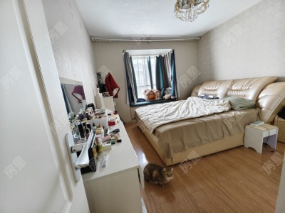 3室2廳2陽臺(tái) 金色交響家園春鶯組團(tuán)