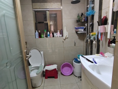 3室2廳2陽(yáng)臺(tái) 金馬悅城