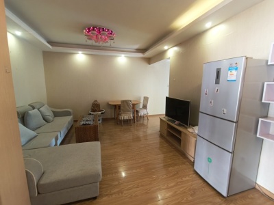 2室2廳1陽臺 醫(yī)大廣場