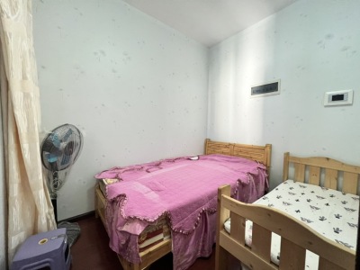 2室2廳1陽臺(tái) 金呈北泰花園