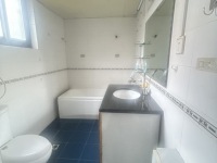 4室2廳1陽臺 白馬小區(qū)衛(wèi)生間