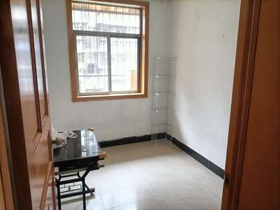 3室2廳1陽臺 怡園小區(qū)