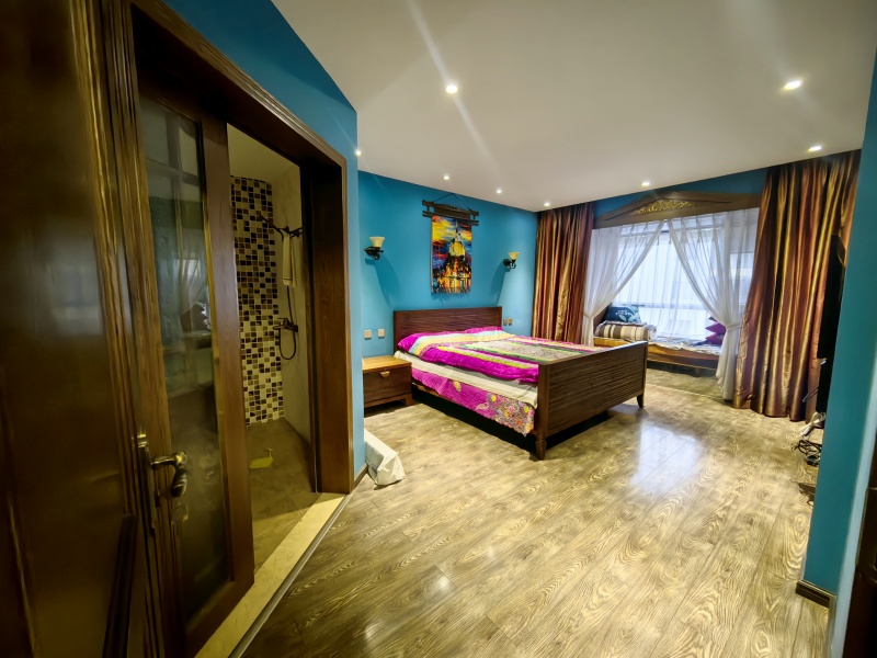 4室2廳2陽臺 彩云間花園臥室