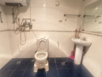 4室2廳1陽臺 白馬小區(qū)衛(wèi)生間