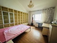 5室2廳3陽臺 葵花公社臥室