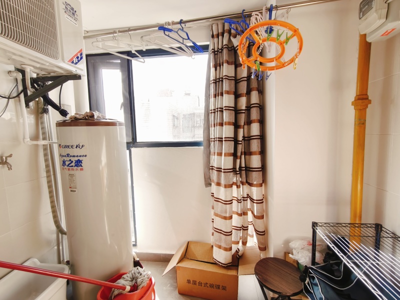 2室2廳1陽臺(tái) 錦尚華庭衛(wèi)生間