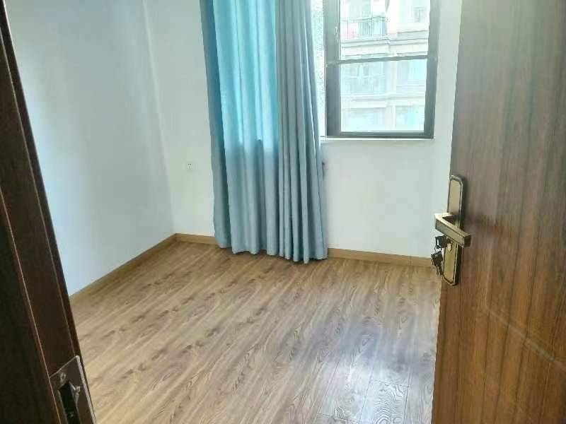 4室2廳1陽(yáng)臺(tái) 華夏四季A1地塊（回遷房）臥室