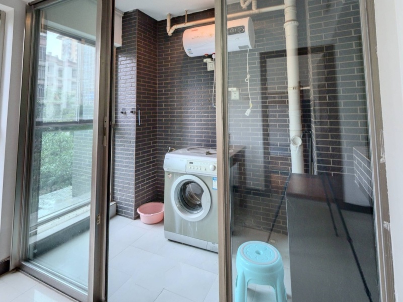 2室2廳2陽臺 時光俊園陽臺