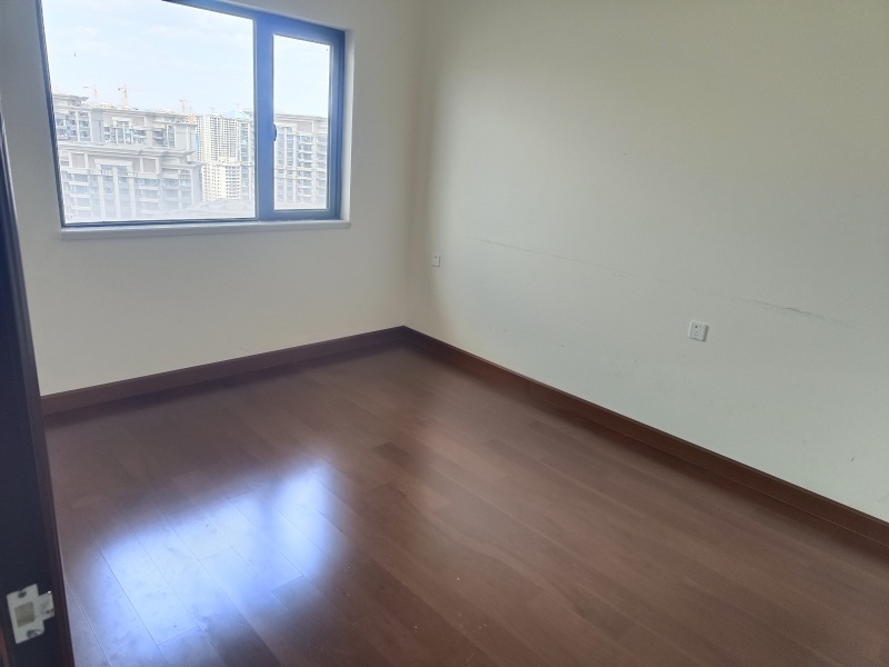 4室2廳2陽(yáng)臺(tái) 恒大云報(bào)華府臥室